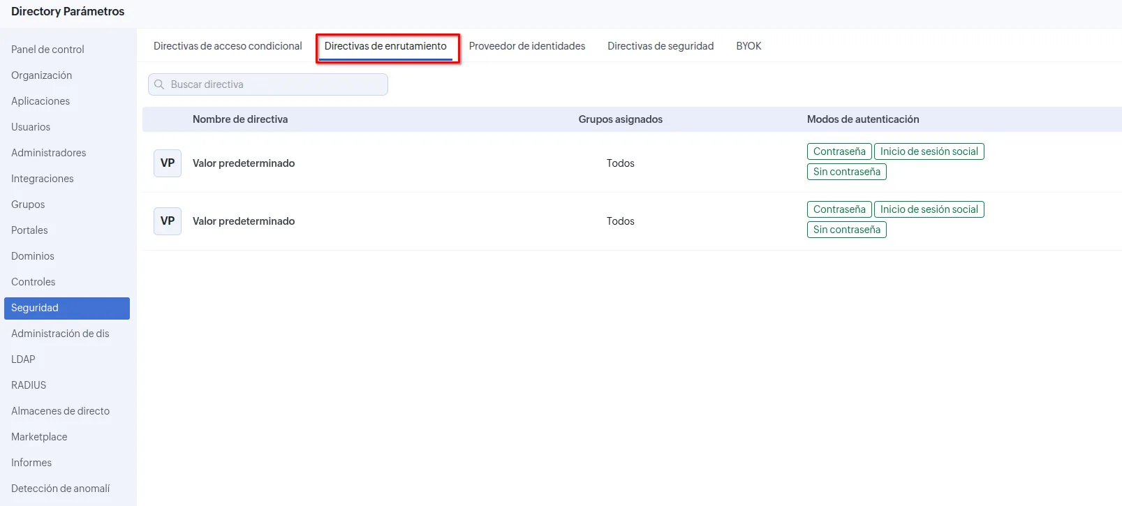 Directivas de enrutamiento con la directiva Valor predeterminado